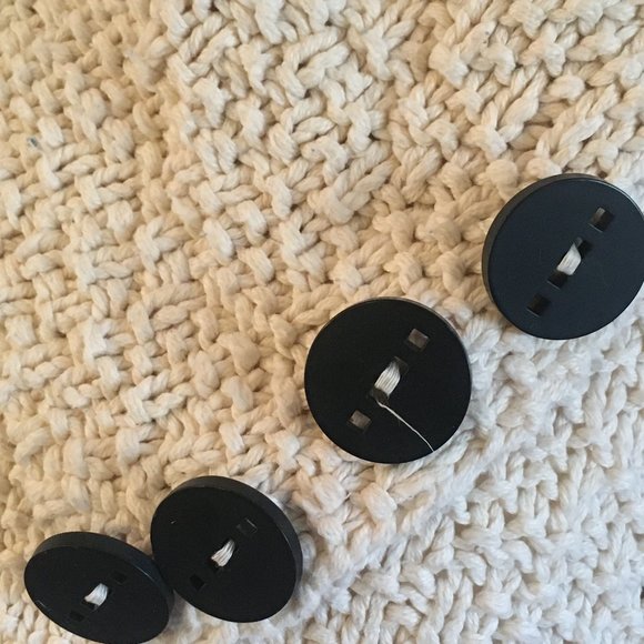 Chunky cream sweater by Willlow - Picture 3 of 9